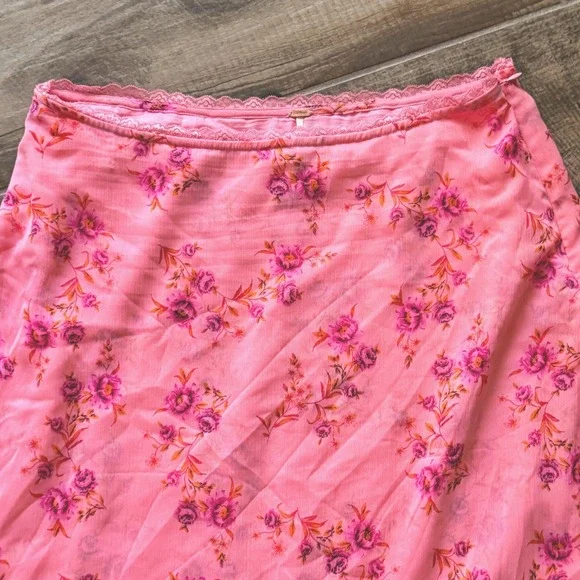 Free People Cottagecore Garden Party Floral Handkerchief Hem Midi Skirt ,Pink ,L - Picture 4 of 9